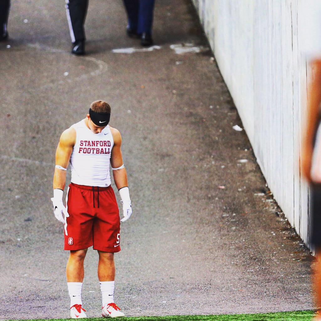 CMC_22's tweet photo. Before you step foot on the field, thank the One who gave you the ability to do so #BlessedByTheBest🙏🏼 http://t.co/bsmuTABaoW
