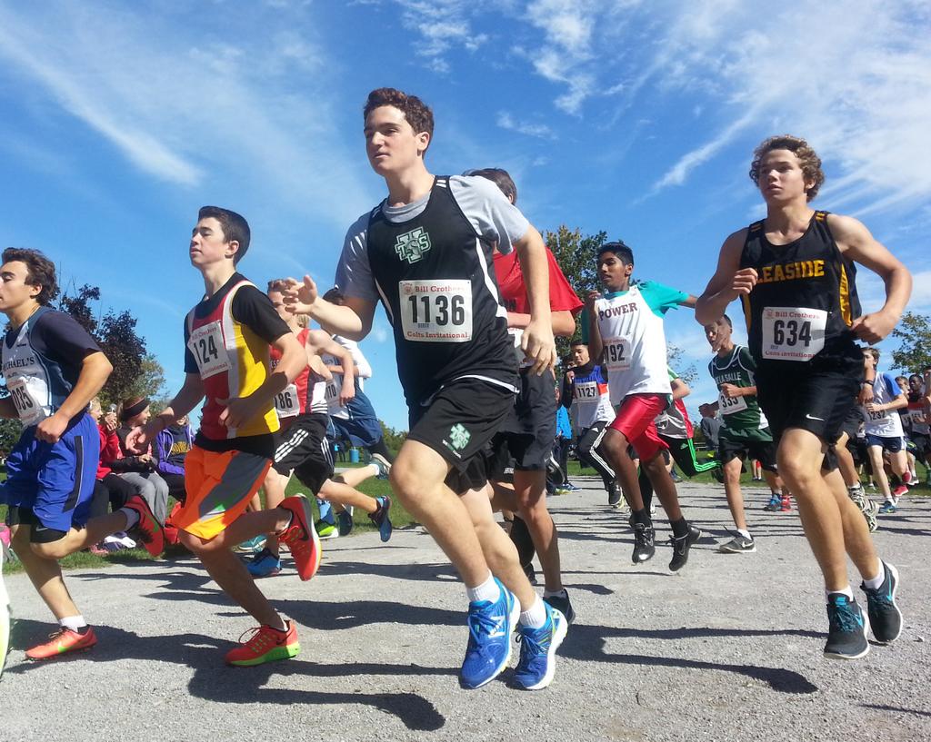 ICEGardner's tweet photo. Go Glads! 1st x-country race of the season! @jder2019 @sdevine2019 @ameralli2019 @mborinsky19 #yorklearns #icewrites http://t.co/qGMTd2u1e2