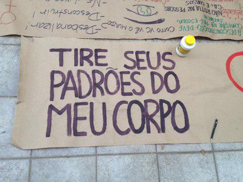falatu's tweet photo. #MulherTemQueSerGOSTOSA  só tenho uma coisa pra dizer para vocês que acham isso #MulherTemQueSerOQueElaQuiser.... http://t.co/InnPWM29Jq