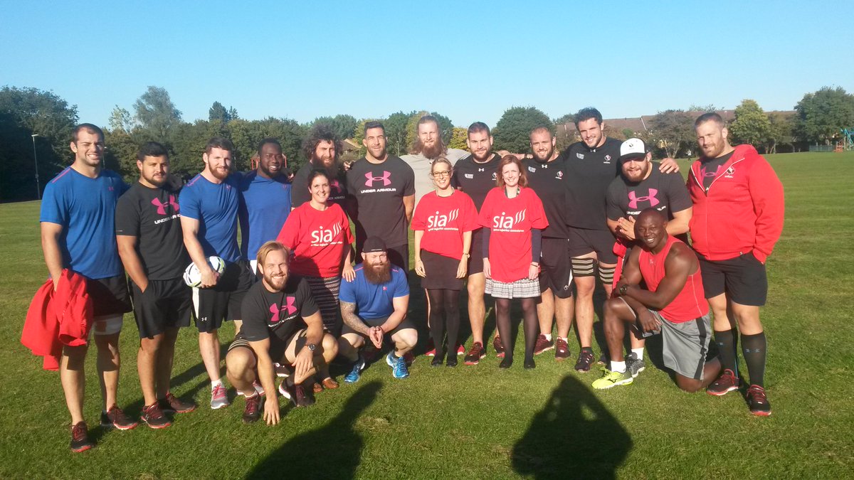 spinalinjuries's tweet photo. @MiltonKeynesCCM @JurysInnMK #SIA #charity have wished the Canadian Rugby Team well as they train by our office http://t.co/GbZSJVRxEE