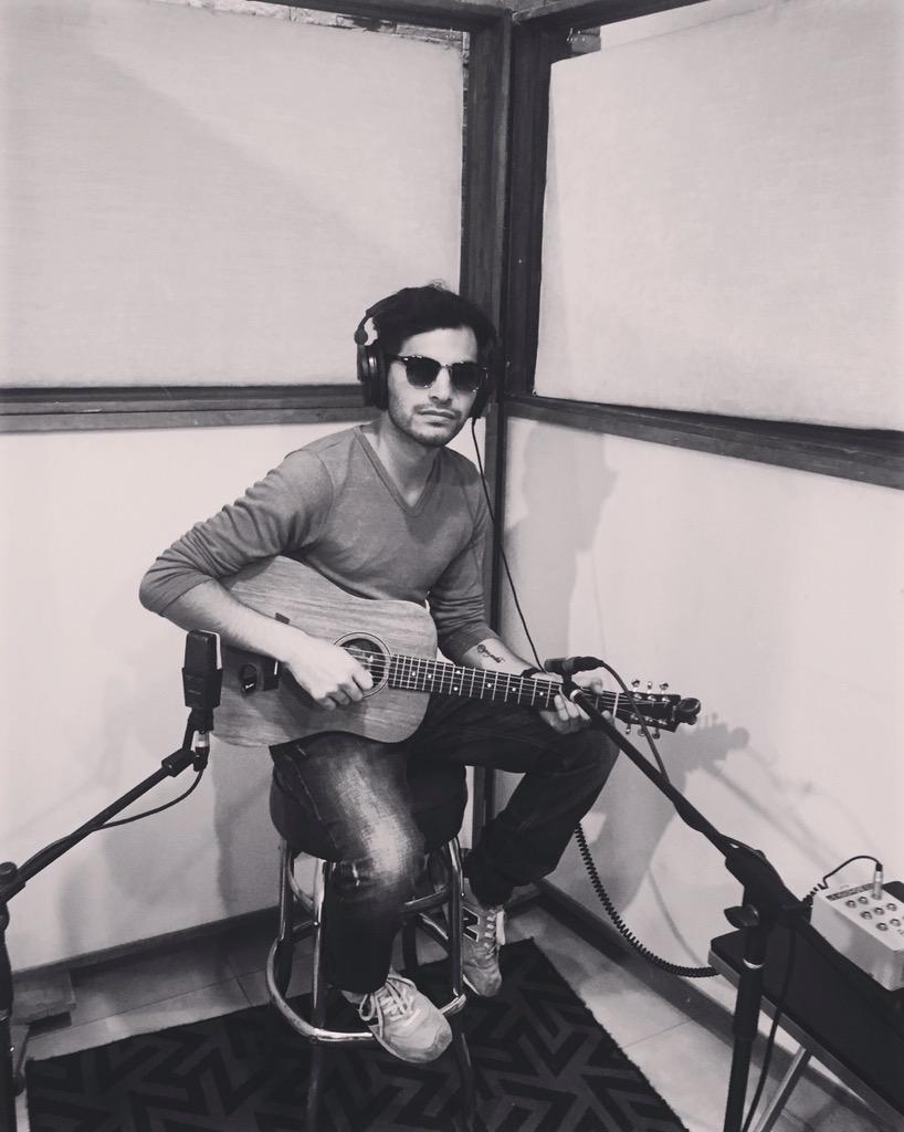 Nuestro querido amigo Mau Solo de <a href="/milsolesmx/">Mil Soles Mx</a> colaborando en nuestro nuevo disco, en octubre podrán escuchar #Music