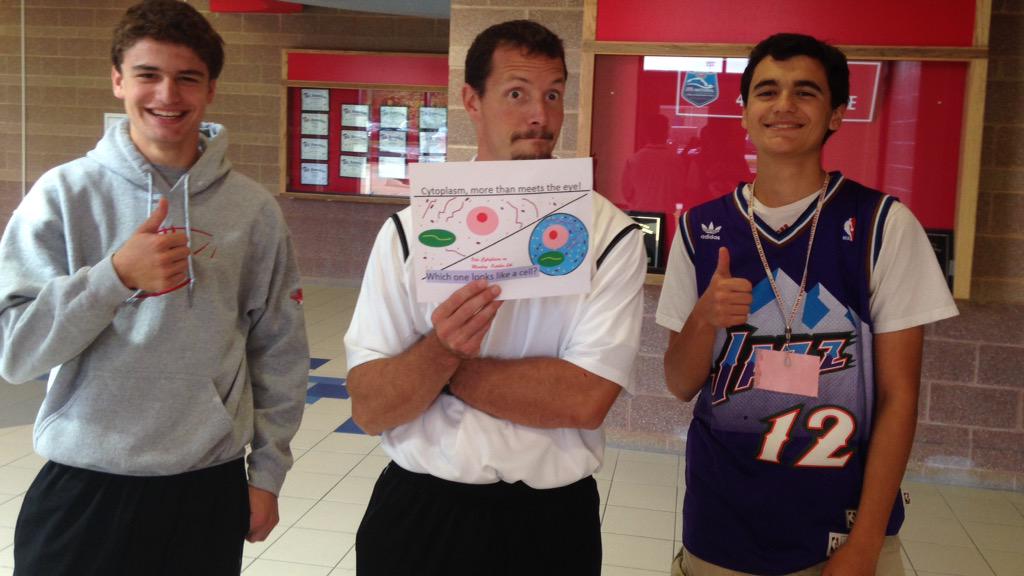 coolcytoplasm's tweet photo. @MrHeitkamp #organellewars #wheeler best sponsor http://t.co/vCsFHr3AOi