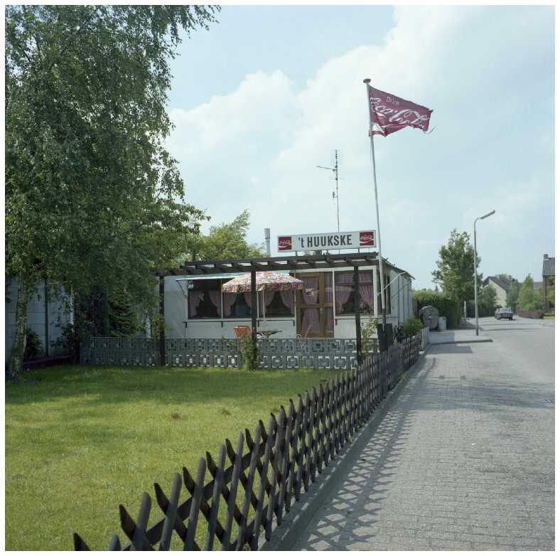 Deze week bestaat Eethuis van Waaijenburg (Reintje) 50 jaar! Hier een mooie foto uit de jaren 80 van de cafetaria!