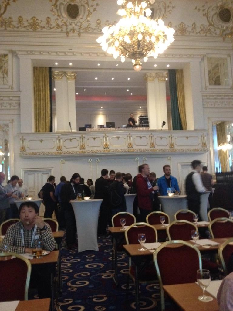 aheritier's tweet image. Lunch ans lightening talks #apacheconcore