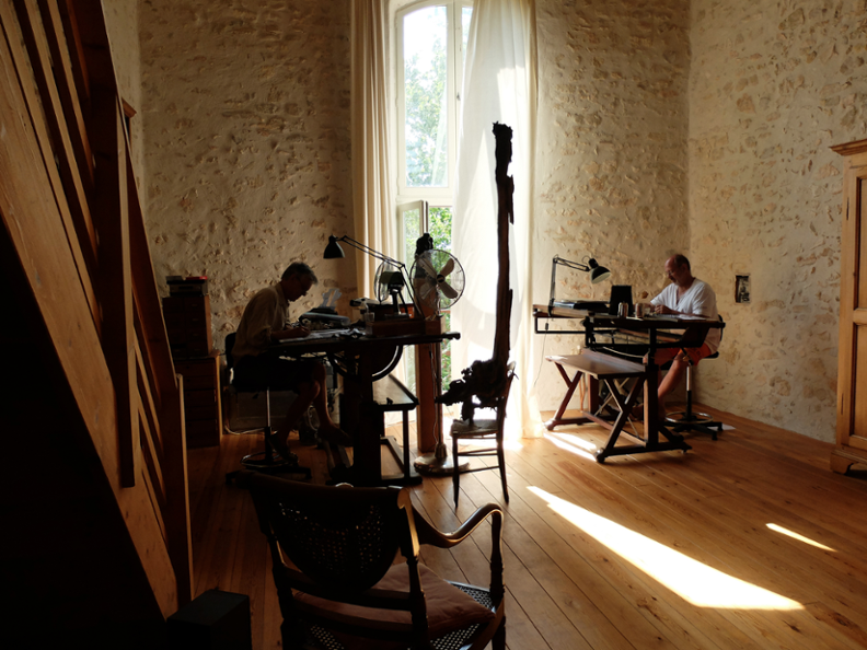 bulbapp_old's tweet photo. Aquarica: The Comic Book Adaptation https://t.co/5yhY7Ztb7k
@ruedesevresBD @Item7film @MONS2015 http://t.co/ZqSavUwYL7