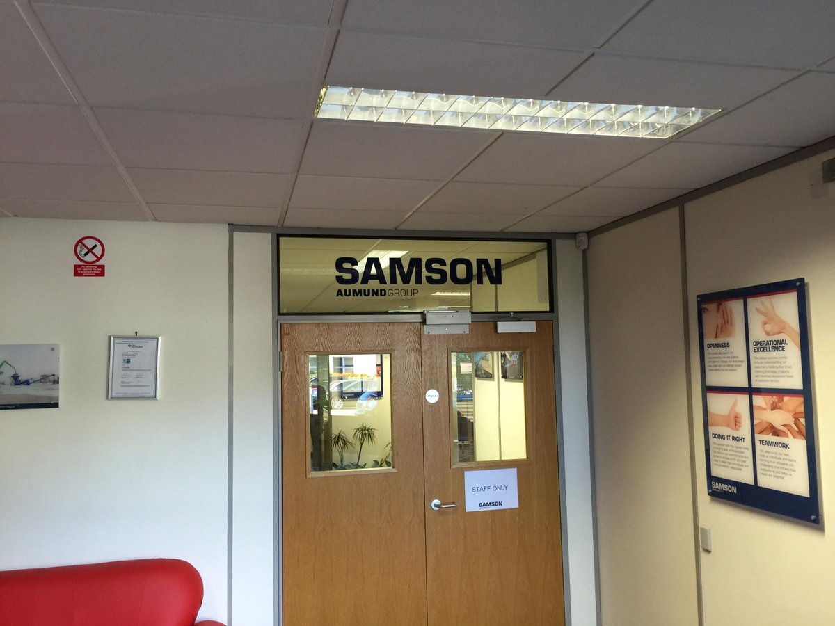 LoadFast's tweet photo. The LoadFast GraviLoad Team are now working with Samson Material @Bulkhandling ! #LoadFast #scotent #genoablack http://t.co/lnDSfOzLx0