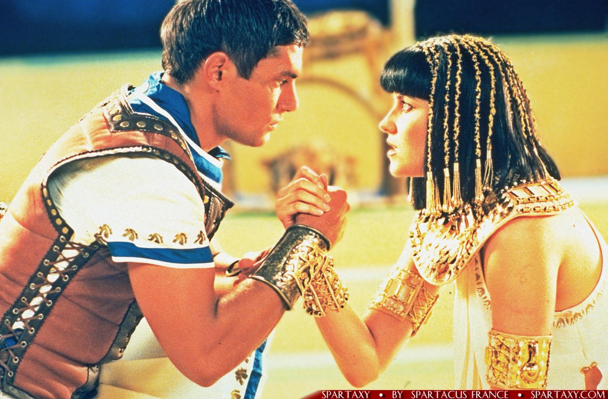 spartaxy_com's tweet photo. @RealLucyLawless &amp; @manubennett Credited as Jon Bennett in this episode. !!! #Xena Warrior Princess - S05E18 (2000). http://t.co/FCV88Y6JmE