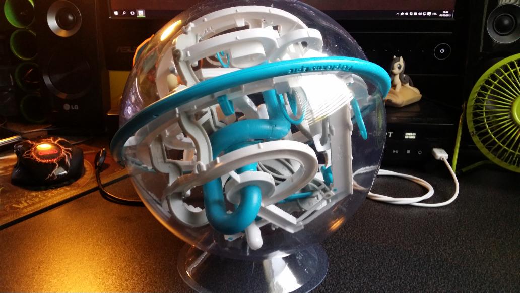 Greendaft13's tweet image. Oui je l&apos;ai enfin reçu :D
#Perplexus