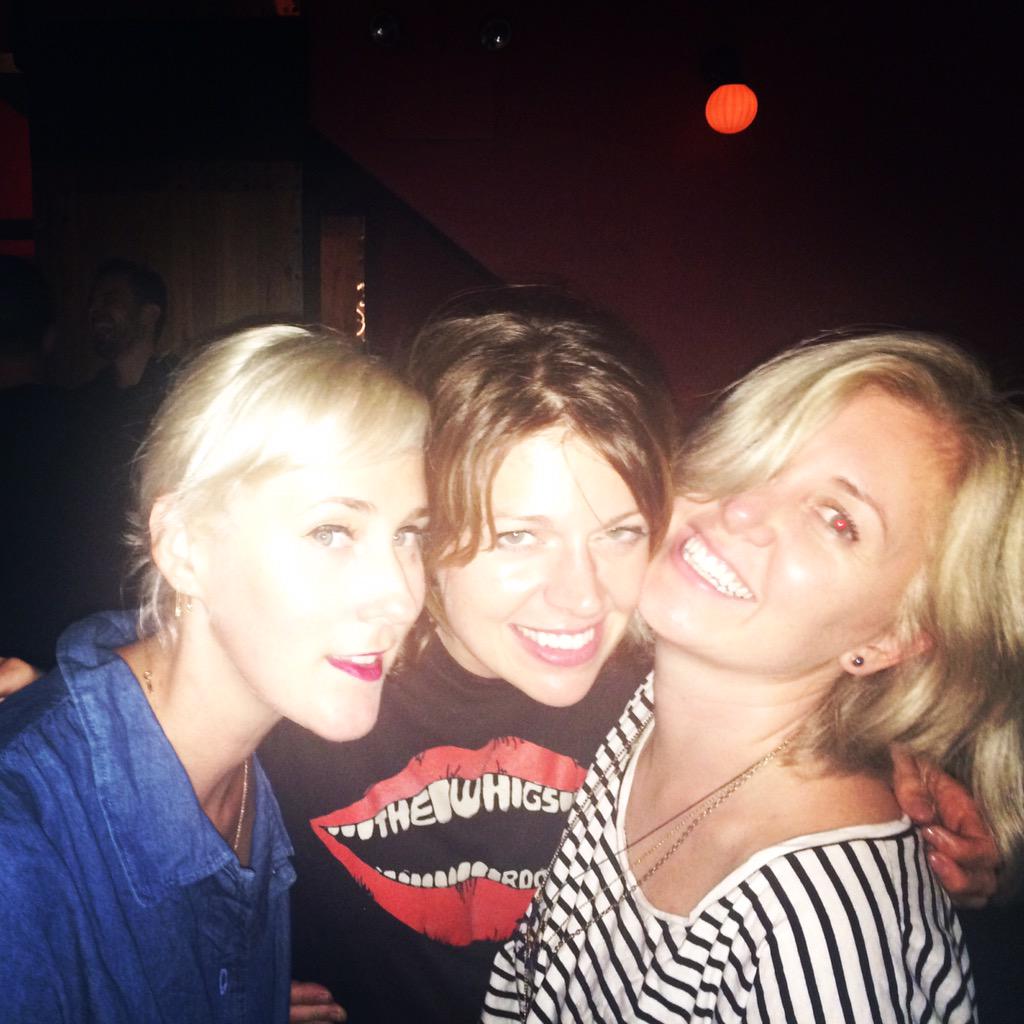 katetuckermusic's tweet photo. All the feels @RockwoodNYC last night 💔 @BankRobberMusic @jessieSenglish @whiteprism original @SonsofSweden #ktsos http://t.co/ePcJd0Coiy