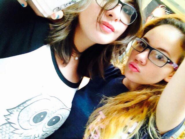 CarlaCntrers's tweet photo. Vamos juntas❤️ #TeamHermanas #RetoTelehit #TelehitBoletos1D http://t.co/R37aYdHN47