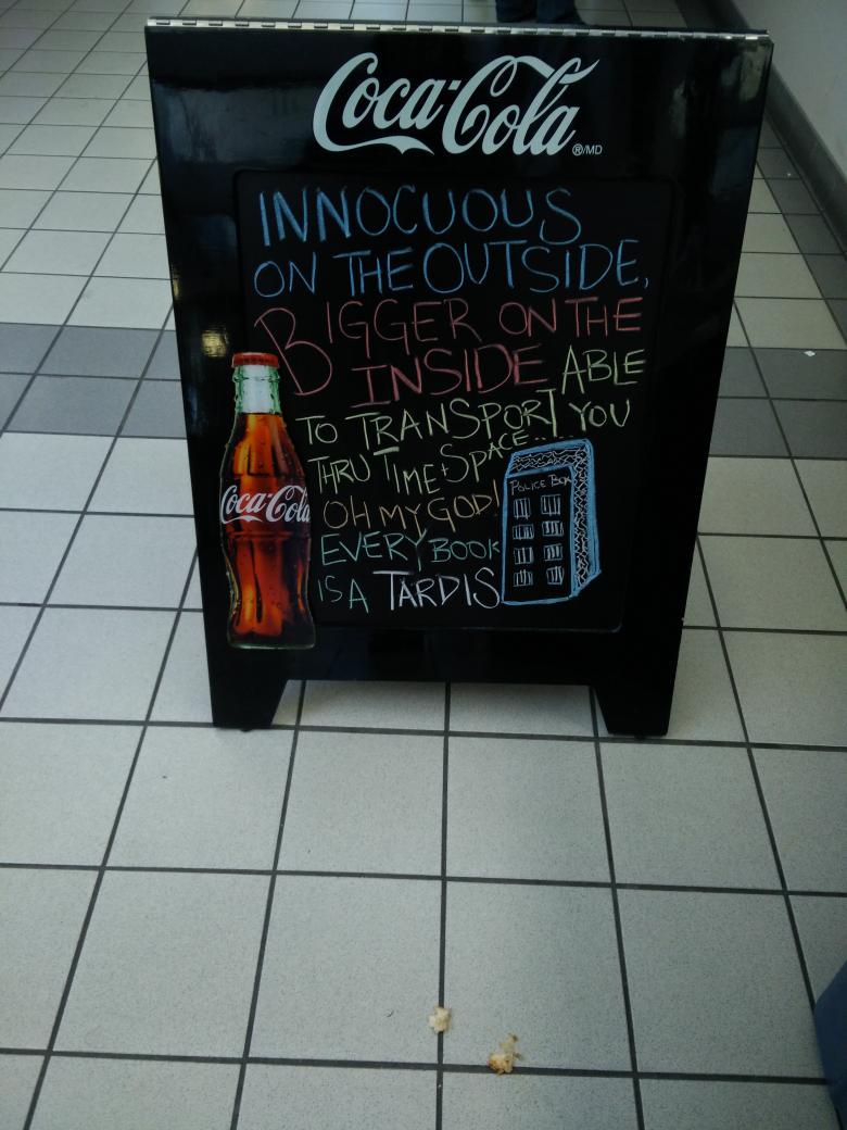 MinmayYu's tweet photo. Walking alone and found this sign. #DoctorWho #DWForever https://t.co/QvBYryxOCB