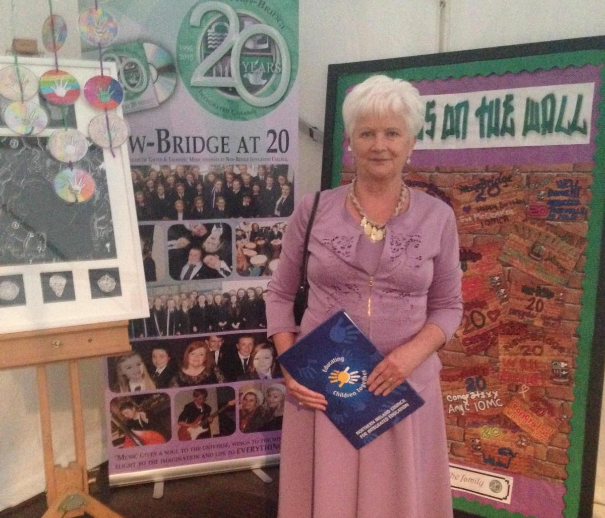 noreen_campbell's tweet photo. Honoured to speak @NewbridgeIC celebrating 20 years of ed. excellence &amp; IE @niciebelfast #educatingchildrentogether https://t.co/koaDTBVBXX