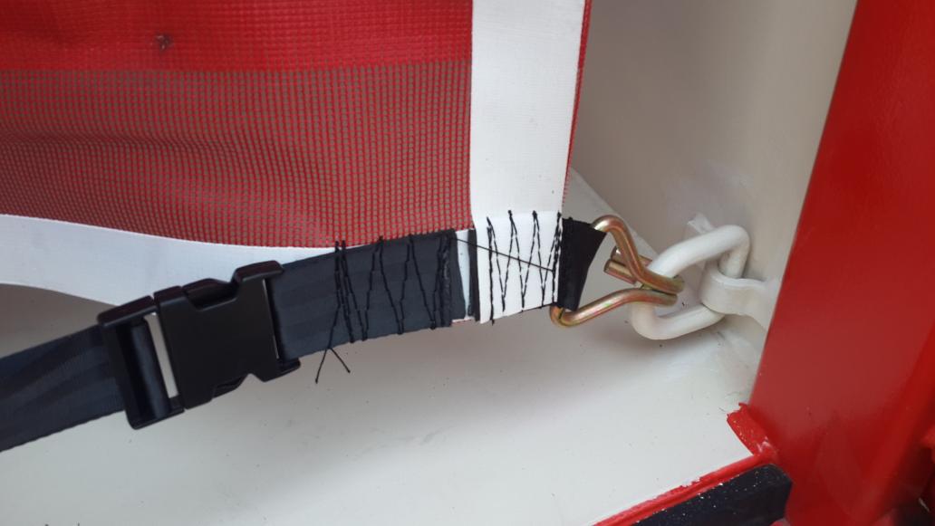 sure_ndt's tweet image. #didyouknow lashing points in #DNV #offshorecontainers have to withstand a force of 10kN which is equal to 1 tonne!