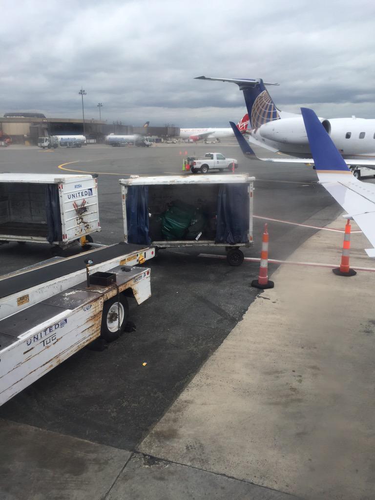 BSUBeaversWHKY's tweet photo. We are on the flight after the delay....but......might not have all our bags though?! #smallplaneproblems https://t.co/PUYSiyxFdr