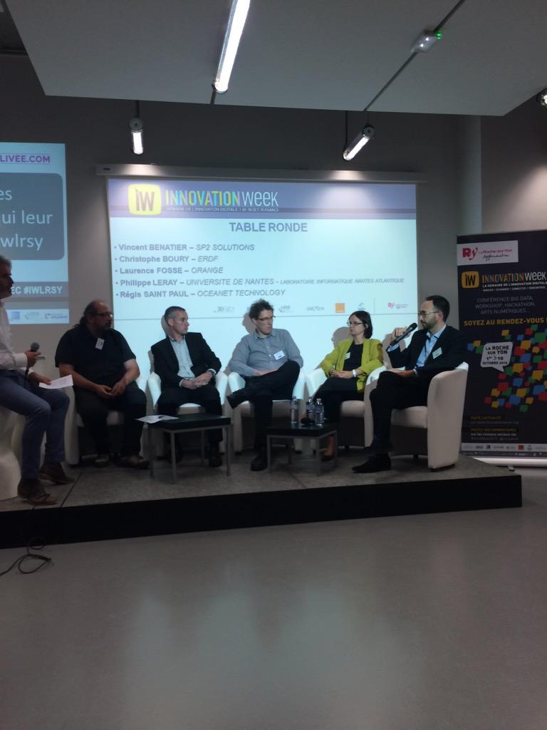 Ngosselin85's tweet image. Vincent Benatier de @sp2solutions propose du #DataCoaching pour une meilleure gestion des données #iwlrsy #BigData