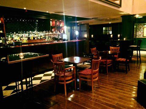 HenrysCG's tweet photo. Why not impress your guests and book our cocktail lounge privately for your next event?#privateevnts #coventgarden https://t.co/8FDLq8tJsR