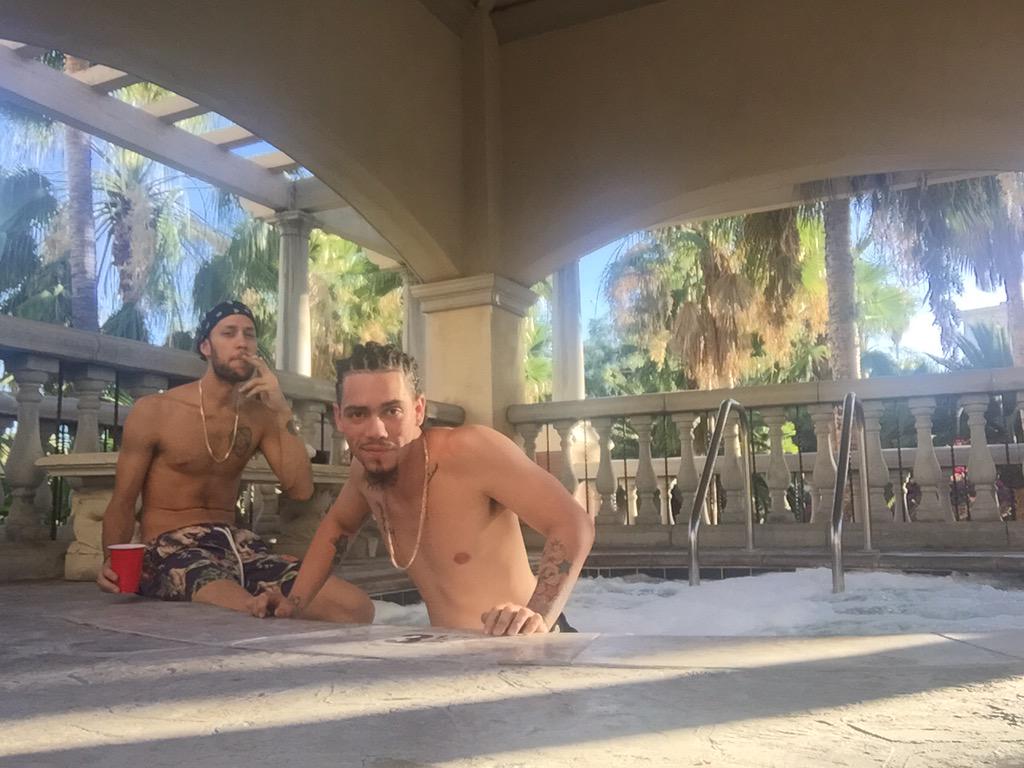 BoxChevyLowLow's tweet image. 