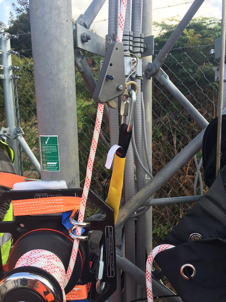 LV72's tweet photo. @HarkenIND just 1 or 2 from today. #FirstTimeUsingOnTower #OutStandingBitOfKit #HarkenIndustrial #LiftingMadeEasy https://t.co/eUkMwNnPSO