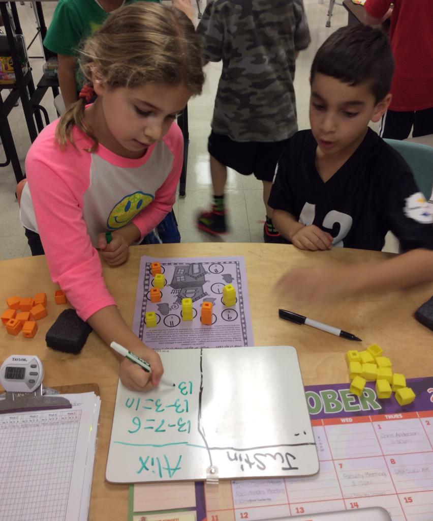 LaurenLGuarino's tweet image. &quot;My math partner is helping me.&quot; Music to Miss Landara&apos;s ears! #peerlearning #mathpartners