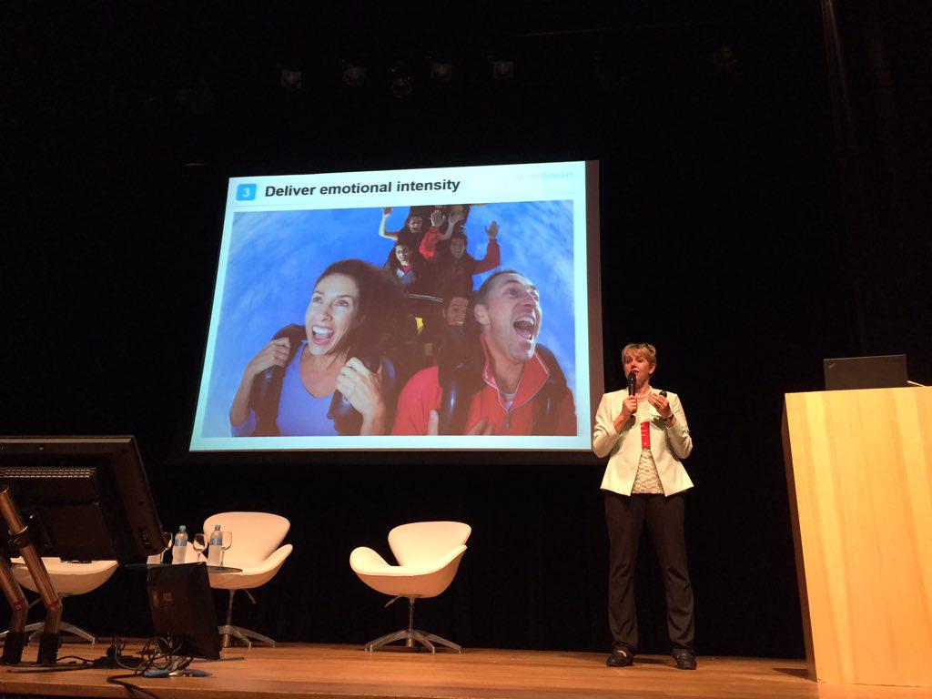fgrandi's tweet image. Apresentação super interessante da Heather sobre NeuroScience #ABAInsights #RazãoXEmoção