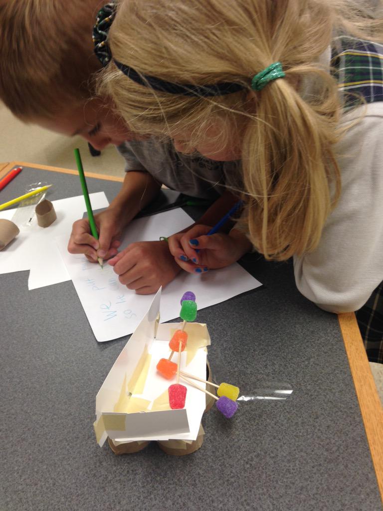 SchellerKinders's tweet photo. Writing about the steps we took. #STEM #writingconnection #ilssc https://t.co/HmTzYpNtoi
