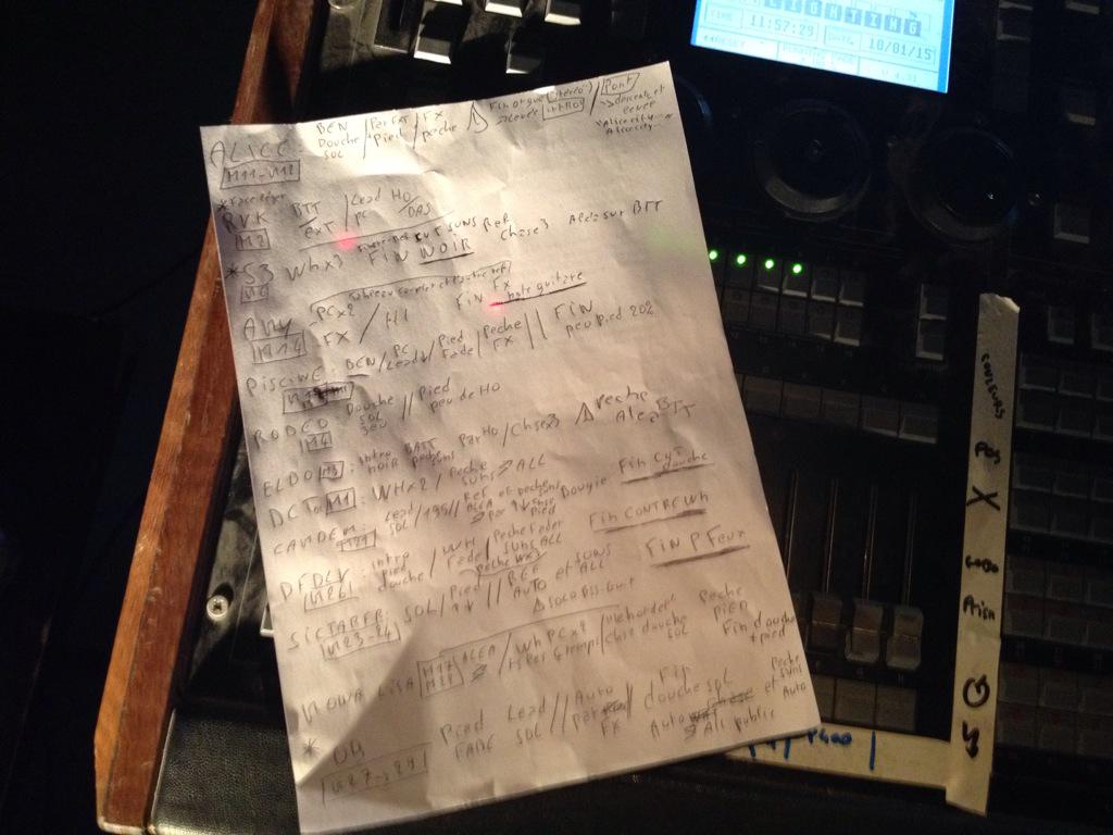 <a href="/septembremusic/">SEPTEMBRE</a> en concert dans 20 min à <a href="/akwaba_coop/">Akwaba</a> <a href="/Sylv1_Septembre/">Sylvain Seguin</a> <a href="/juliendeporet/">Julien de Poret</a>