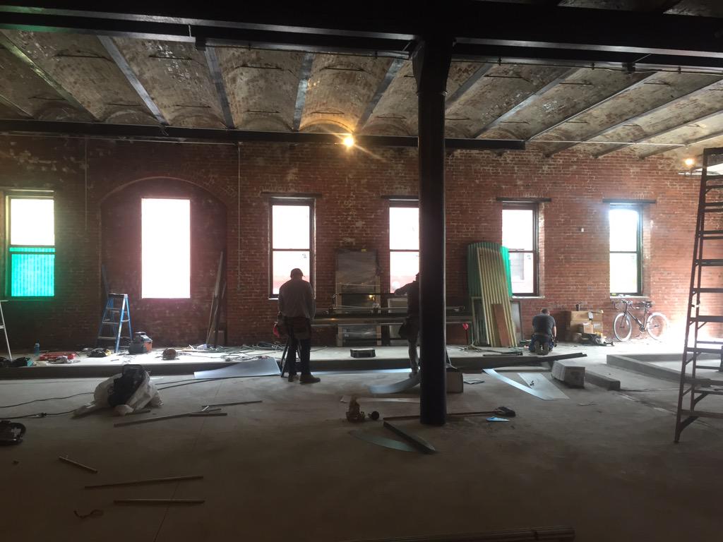 GypsyBrewery's tweet photo. Let there be light! @PlatformBeers @happyincle @joecimperman @ohiocitytweets https://t.co/hgGA1uNiXe