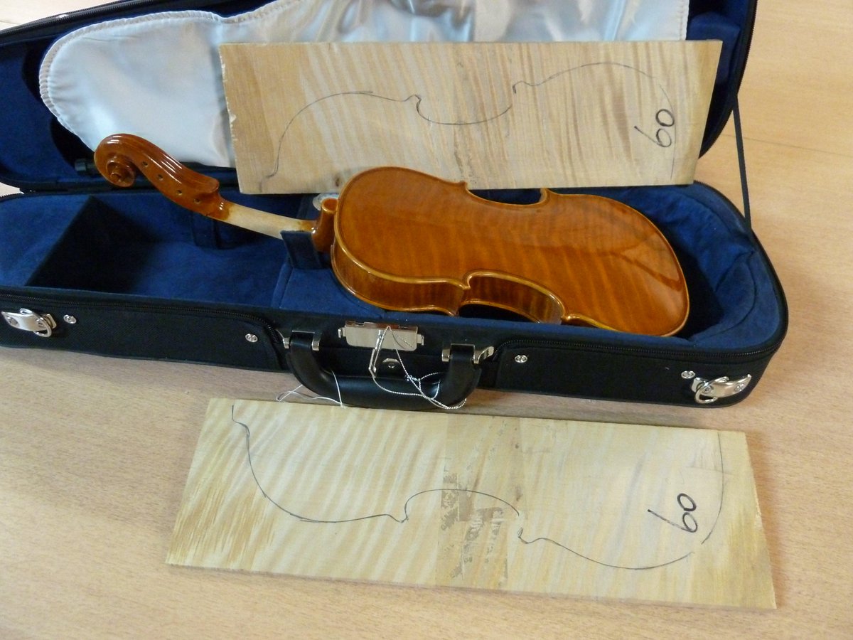 natuurenbos's tweet photo. We tonen deze viool uit “geriegeld” esdoornhout (geleend van @proarteviolins ) op #openbedrijvendag in Zutendaal https://t.co/ARInfPJ4aH