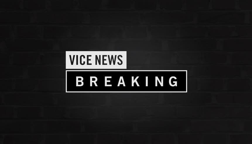 VICENews's tweet photo. BREAKING: Shooter reported on college campus in Oregon, 15 dead, according to reports: https://t.co/caYt8tLxxd https://t.co/F23XZ7xPgY