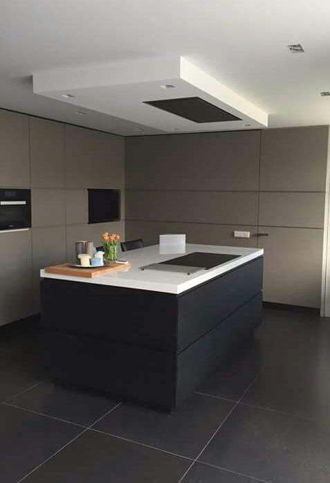 meubelmaatwerk's tweet image. Maatwerk keukenproject met #Cleaf #DecoLegno