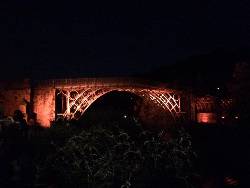 bbcmtd's tweet photo. Crowds in #Ironbridge tonight as famous bridge is transformed by light https://t.co/mChXl35zqj