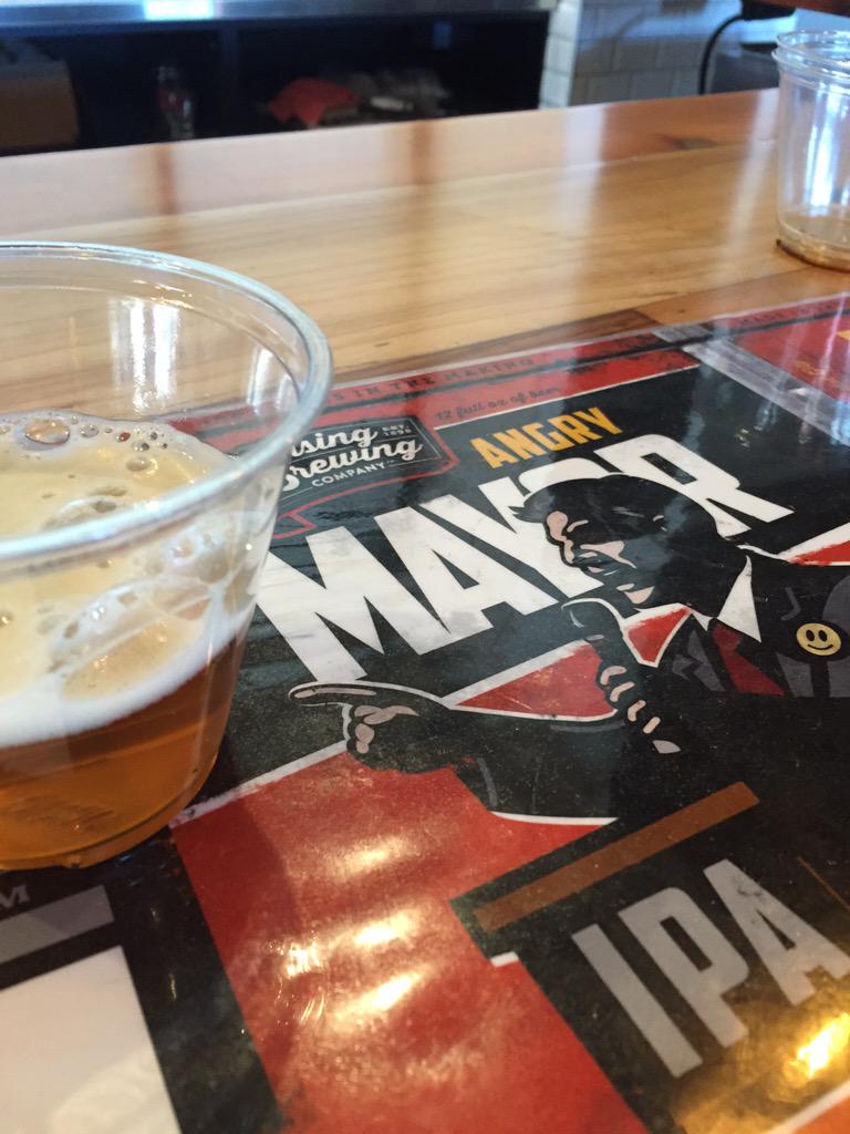 amyonthetrail's tweet photo. What's that taste? Oh yeah, bitter! @LansingBrews #angrymayor @LansingBeerWeek @vbernero https://t.co/JIuJNJth9j