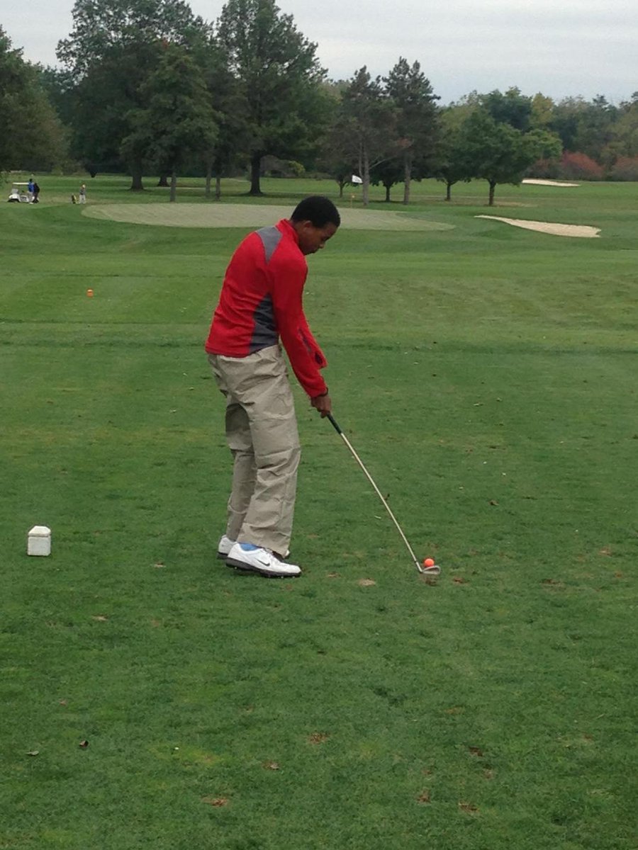 WR_Athletics's tweet photo. J. Ayers teeing off at the City Championships! #WRgolf #BellWeek https://t.co/420u5wL3vm