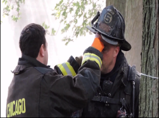 CapturedNews's tweet photo. Chicago: 2-11 alarm fire in #HydePark has left a large home heavily damaged. #CFD #ExtraAlarm @slow911 https://t.co/Cbbseoaziy