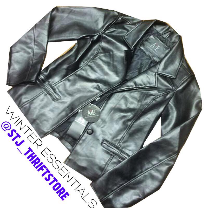 StjohnStore's tweet photo. Pull your winter look together with this #AE fashionable jacket only $20 tag on! Yup you read that right! #toronto https://t.co/b8yRBXaQKY