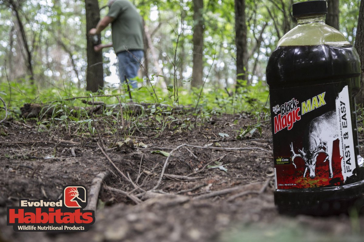 EvolvedBrands's tweet photo. Attract deer to your property year round with #EvolvedHabitats mineral and flavor rich #DeerCane #BlackMagicMax. https://t.co/WB9GPkYHum