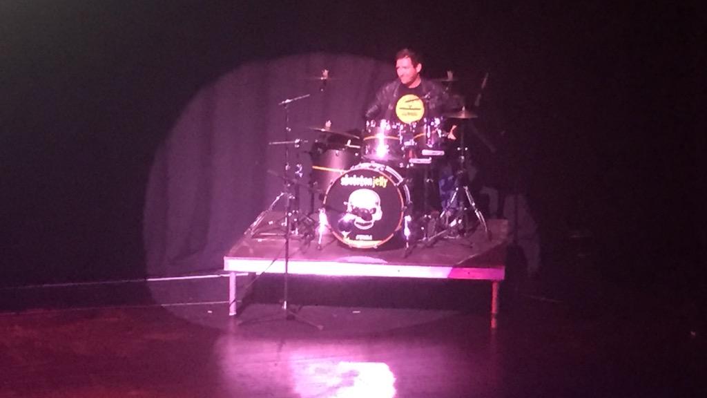 Barclaycard's tweet photo. King vs. Ting in the ultimate drum-off #BHT2015 https://t.co/DqPwaMDrZH