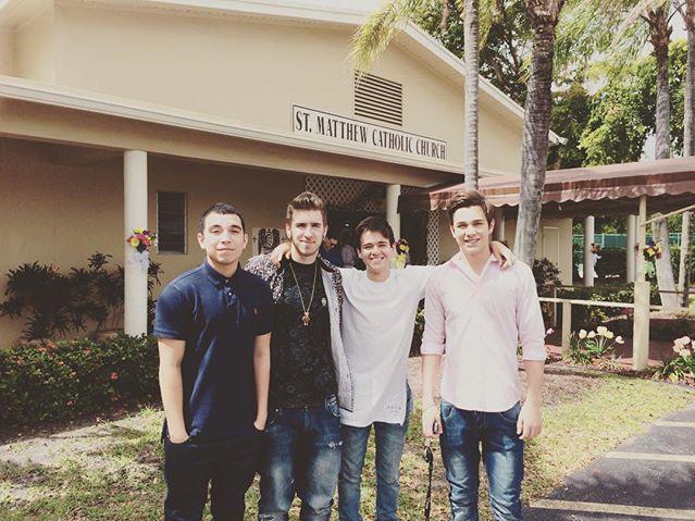 ACMREQUESTS's tweet photo. Zach via Instagram! https://t.co/bmPMzXXx7q