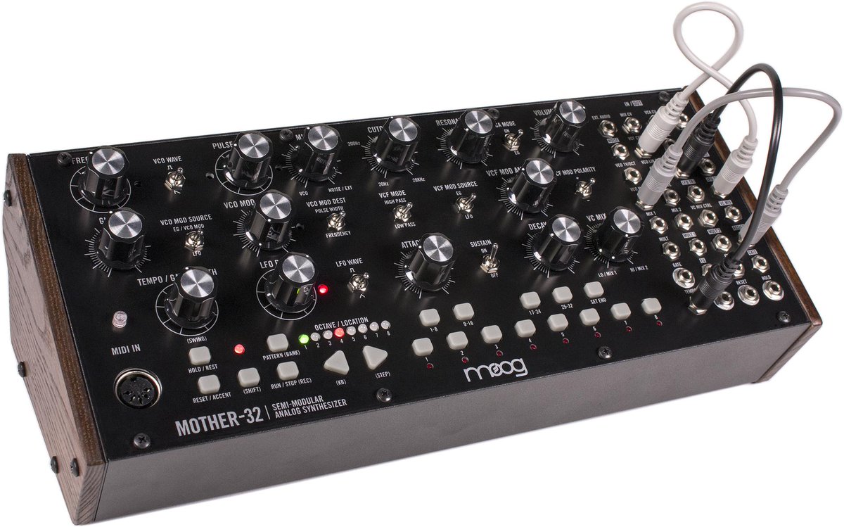 cdmblogs's tweet photo. Mother-32 from @moogmusicinc is a $599 semi-modular synth. https://t.co/NwWYrri40Y https://t.co/x91qldPLlU