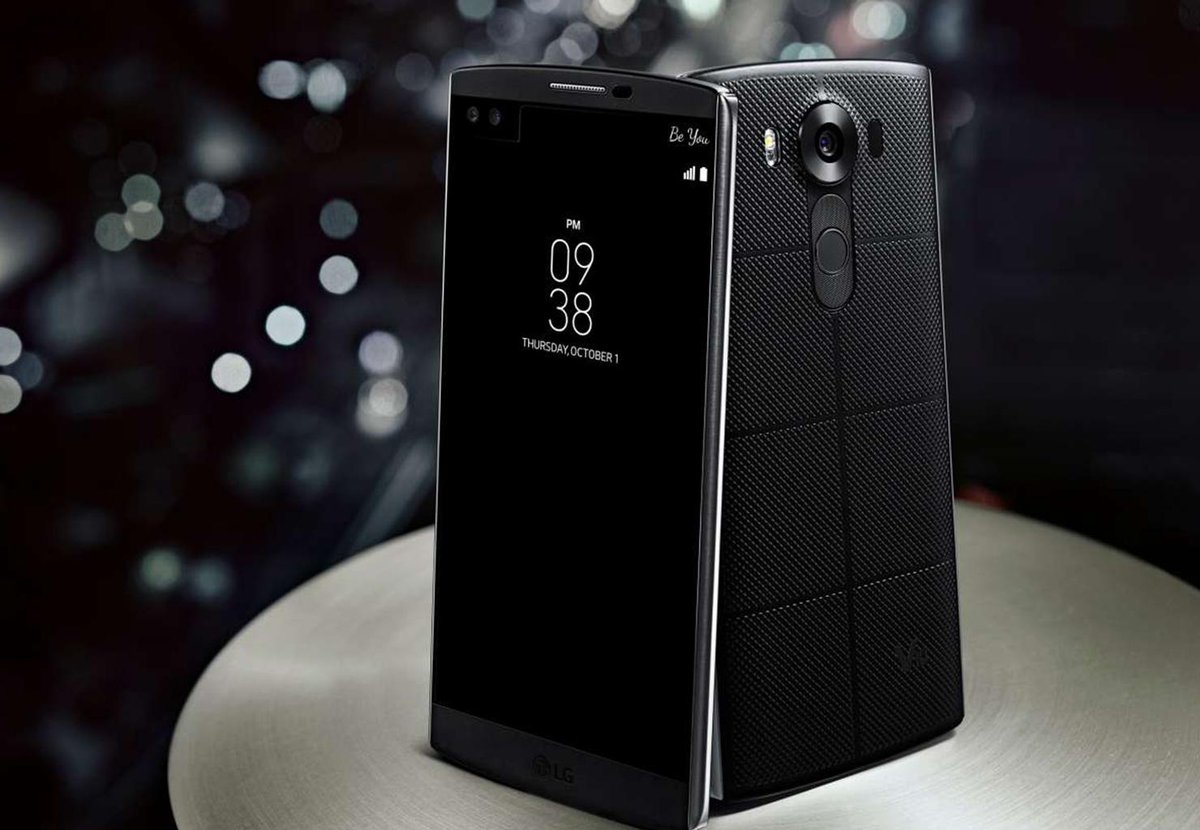 RotanaMedia's tweet photo. #LG تكشف عن هاتفها الجديد #V_10
http://t.co/z12Sm4MHwK http://t.co/UGhe7jCdiT