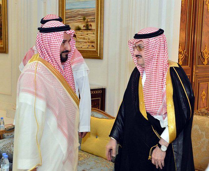 faleh_thobiny's tweet photo. الأمير محمد بن نواف آل سعود يستقبل المعزين في وفاة والده

#الأمير_نواف_بن_عبدالعزيز 

https://t.co/xFeko9Glbf https://t.co/591hsO3nIR