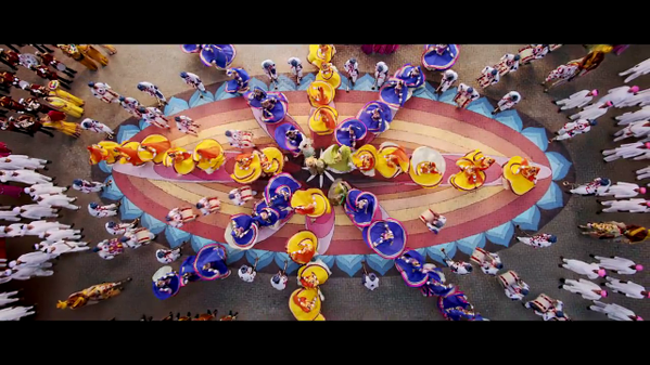 TeamSonaholic's tweet photo. Wow ! Totally Wow
Beautiful Locations 
Hats Off To @rajshri 
#SplendidPRDPTrailer 🔥🔥🔥
https://t.co/06IpQYhT90 https://t.co/cYV0NozcpB
