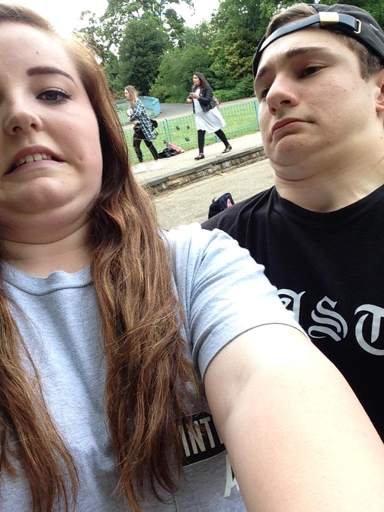 frantalbons's tweet photo. @ariamark can we appreciate a few of our best pics together pls https://t.co/xoyhqGhakc