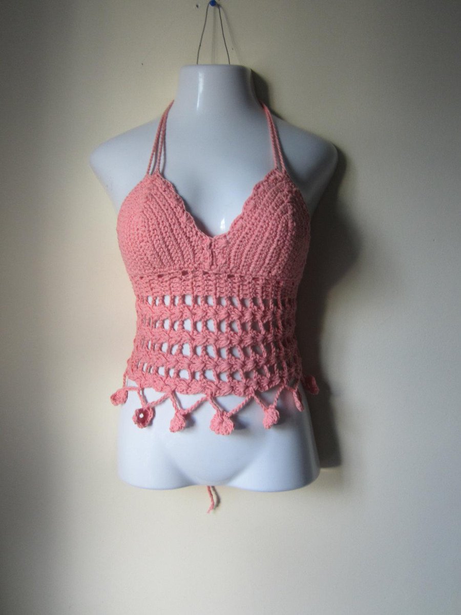 Elegantcrochets's tweet photo. Crochet tank halter top, Festival halter top, Fringe, h… https://t.co/eaY9Svm3kG #boho, #crochet #FestivalTopBustier https://t.co/NooZN127ex