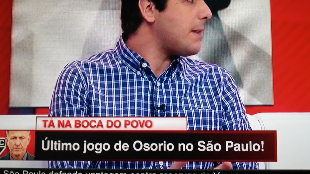 andresantos_eu's tweet photo. #bbliga Como o @MauroCezarESPN disse, o assunto tá chato. E, segundo certa emissora, ele nem tá mais no SPFC, né? https://t.co/9Led5AOHwz