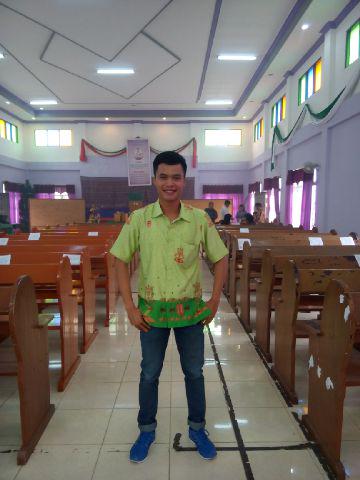 OsjerSG's tweet photo. @electronic_city ini batikku..hehe mana batikmu? #BatikID #haribatik_nasional http://t.co/JkrVb9IEsj