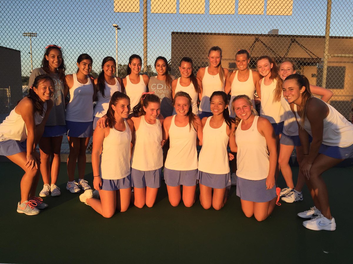 mjszabo's tweet photo. Congrats to the CdM girls' tennis team. CdM defeated rival University, 14-4, today to end Uni league winning streak. http://t.co/hPGNi5BZzN