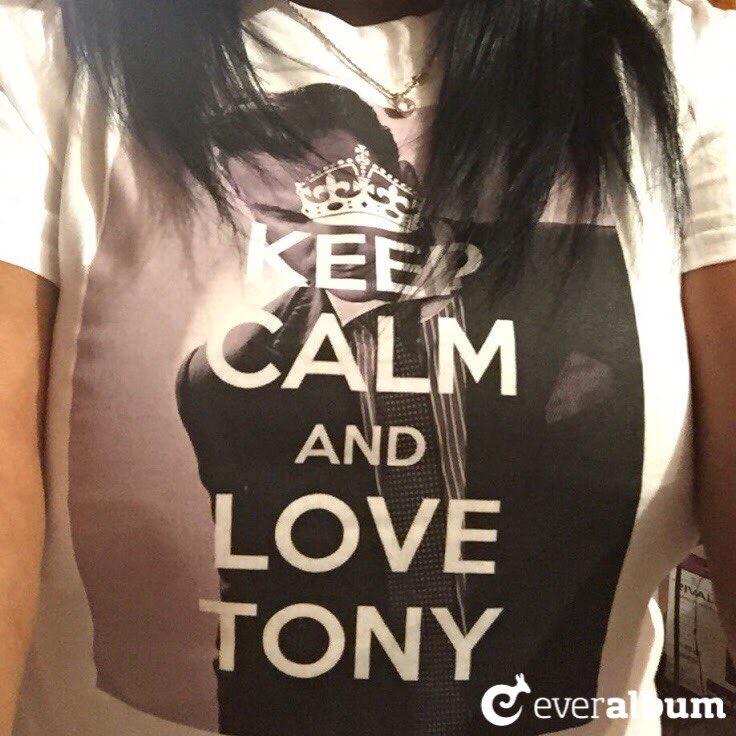 1AmbitiousBarb's tweet photo. Lord @tonygoldwyn and @kerrywashington  gonna have me dead around here im a mess http://t.co/1eexz3JlxB