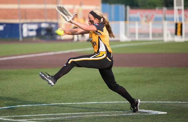 MGS_USA's tweet image. 2015 MAC Coach of Year, Karen Linder, MAC/Rebellion Pitcher of Year, Emma Johnson to join MGS @MGS_USA Instructors