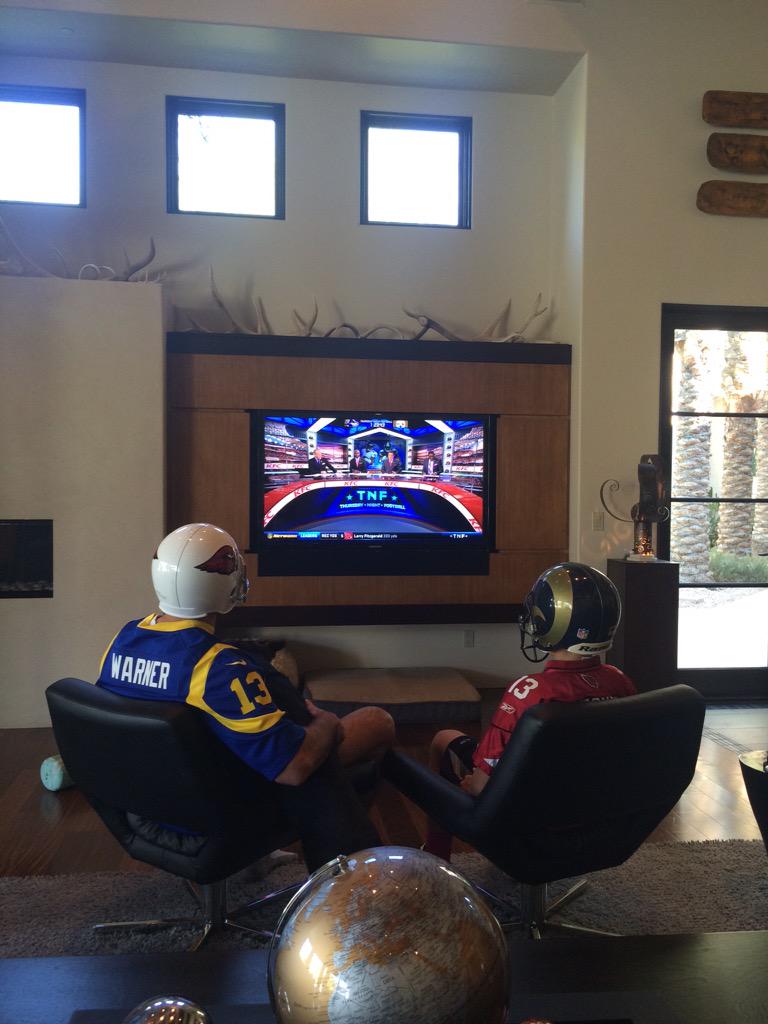 kurt13warner's tweet photo. At home watching my guys on @NFLTNF - getting us ready for Steelers/Ravens! @NFLGameDay #GDMRollCall http://t.co/rDwwrfeKgi
